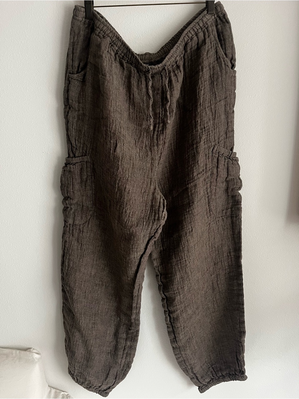 eskandar Dark Brown Textured 100% Linen Jogger Pants